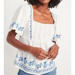 Old Navy Woman Blouse Size M Ivory Short Sleeve Blue Embroidered Boho Top